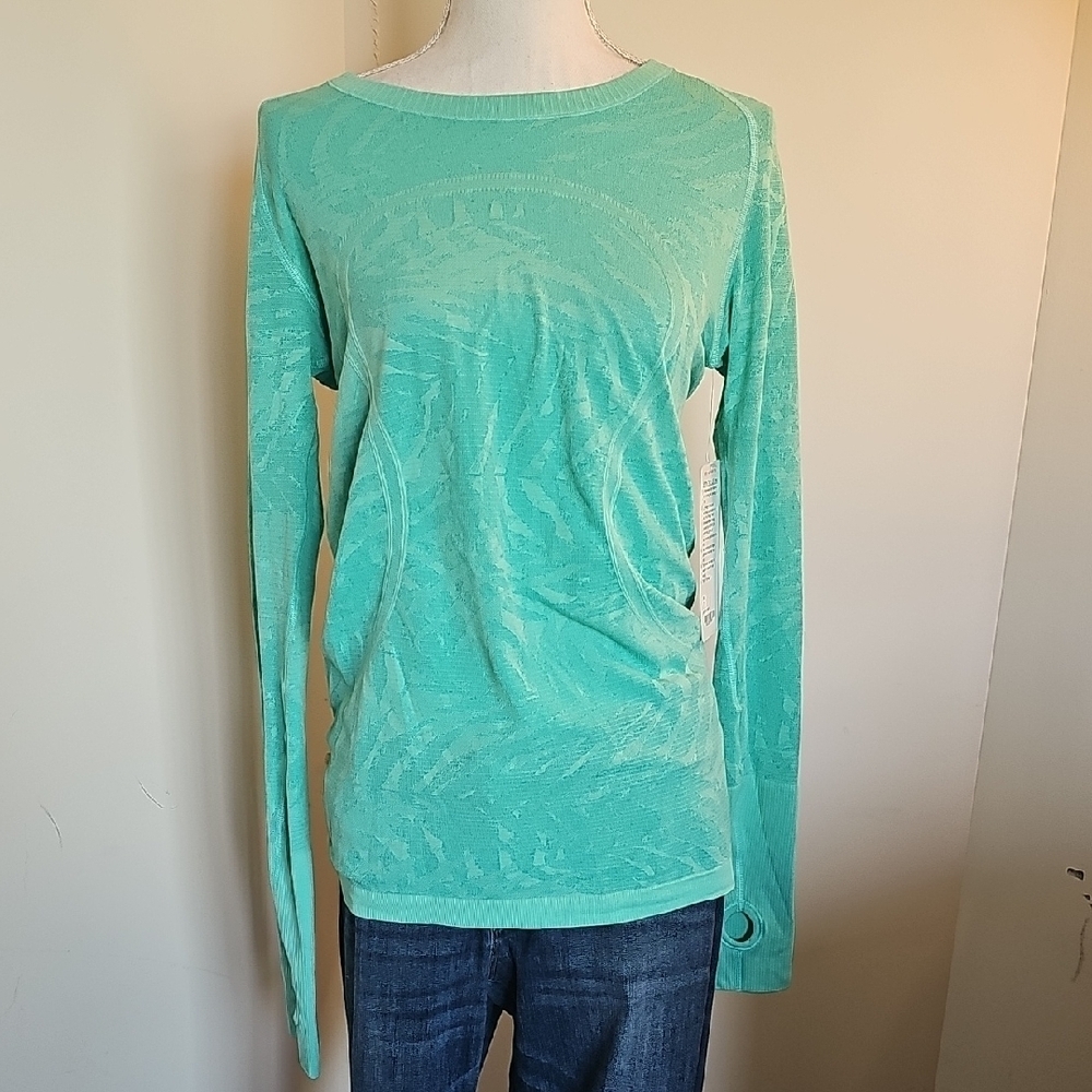 Lululemon Athletica Aqua Long Sleeve Top - Picture 1 of 8